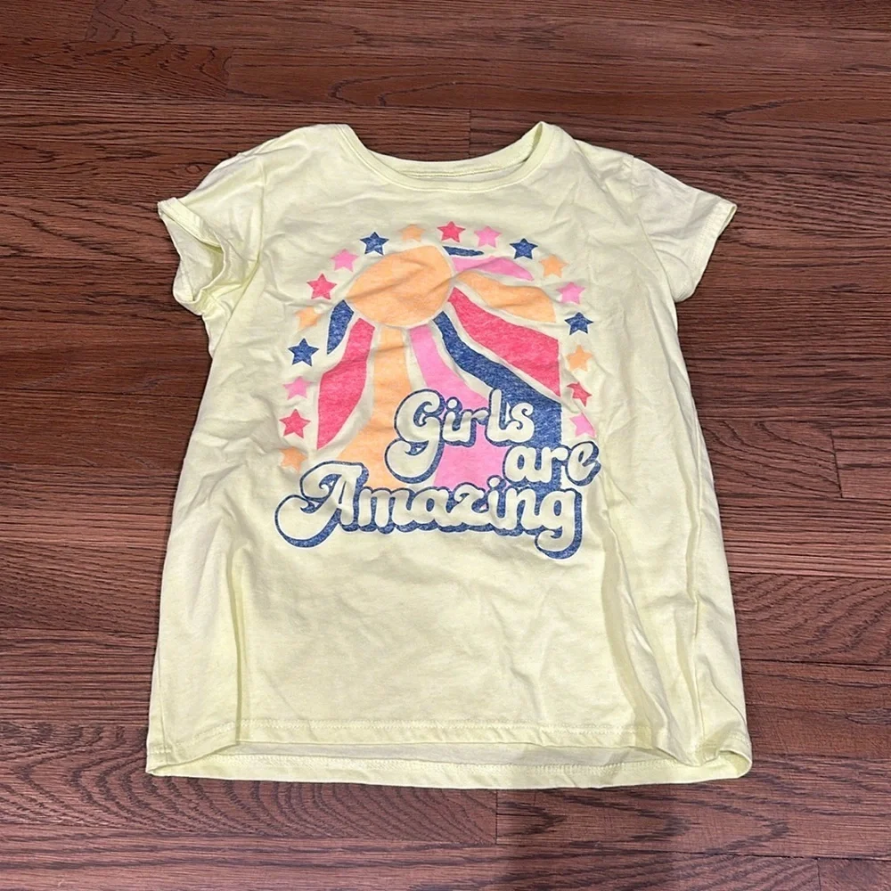 The Children’s Place Girl’s Tee - Size Large